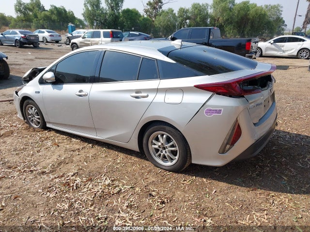 Toyota Prius Prime Premium 2019 JTDKARFP0K3106867 Image 3