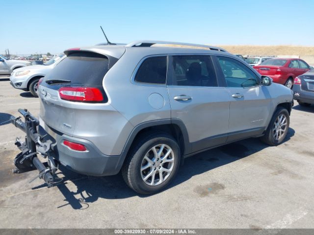 1C4PJMCB0GW320670 Jeep Cherokee Latitude