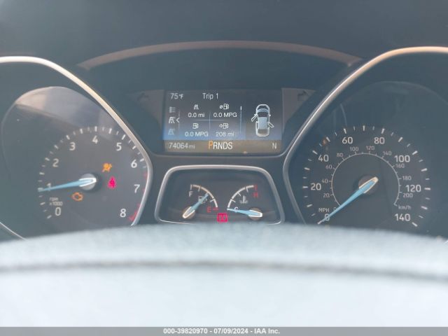 1FADP3H27JL313444 Ford FOCUS SEL