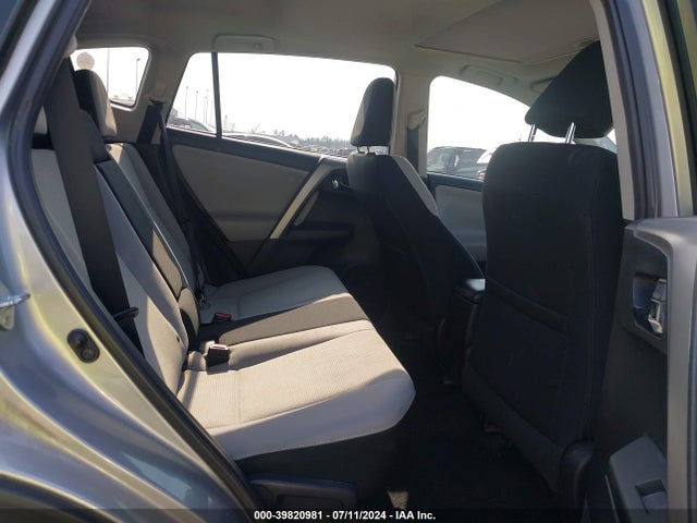 Toyota Rav4 Xle 2016 2T3WFREV5GW256691 Image 8