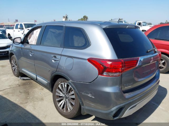 JA4AD3A33KZ006970 Mitsubishi Outlander Se
