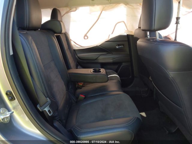 JA4AD3A33KZ006970 Mitsubishi Outlander Se