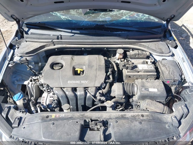 Hyundai ELANTRA SE 2017 5NPD74LF5HH080933 Image 10