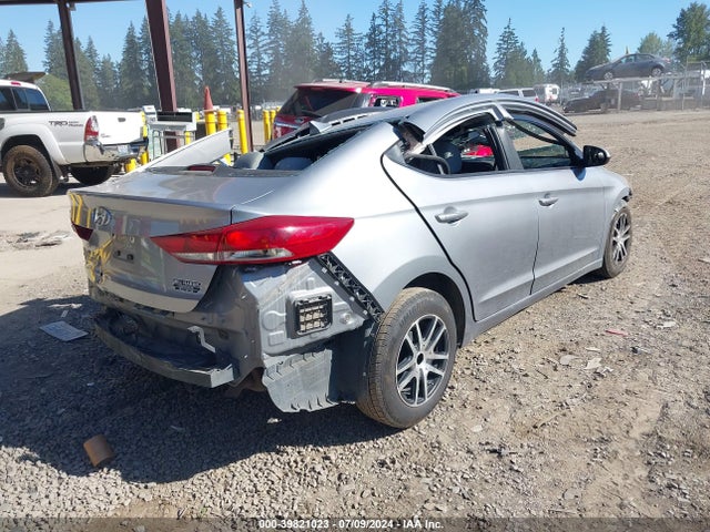 Hyundai ELANTRA SE 2017 5NPD74LF5HH080933 Image 4