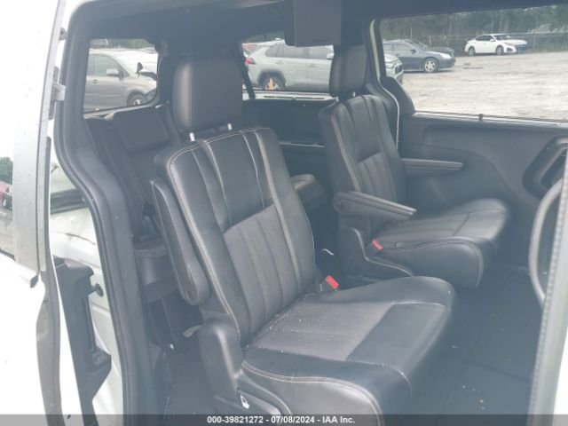 2C4RC1HG0FR553817 Chrysler Town & Country S