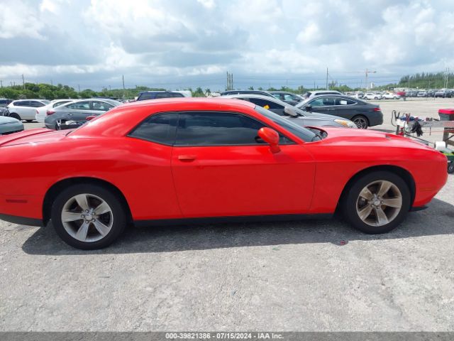 2C3CDZAG2LH105256 Dodge Challenger Sxt