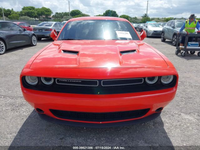 2C3CDZAG2LH105256 Dodge Challenger Sxt