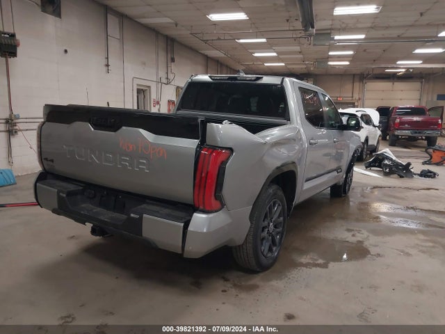 Toyota Tundra Platinum 2024 5TFNA5DB4RX154582 Image 4