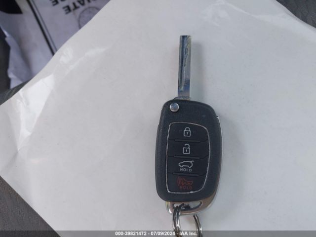 KM8SM4HF6HU222605 Hyundai Santa Fe Se
