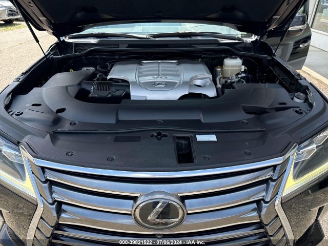 JTJHY7AX4J4264121 Lexus LX 570