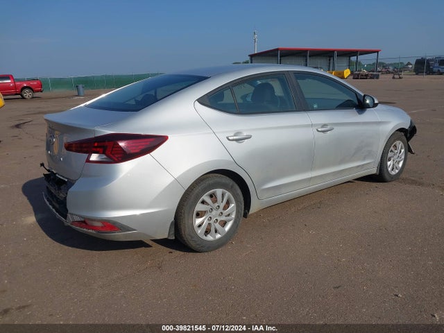 Hyundai ELANTRA SE 2020 5NPD74LF5LH505060 Image 4