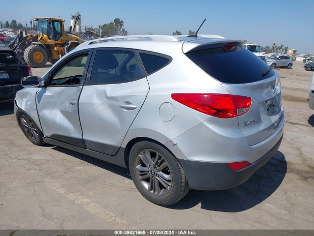 Hyundai TUCSON SE 2015 KM8JU3AG0FU987296 Image 3