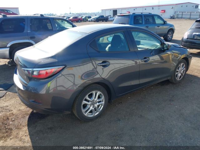 3MYDLBYV2HY180248 Toyota YARIS IA