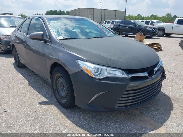 Toyota CAMRY LE 2016 4T4BF1FK4GR542339 Image 1