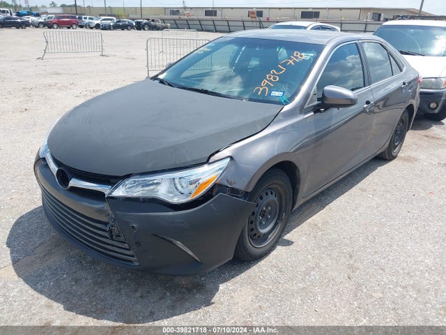 Toyota CAMRY LE 2016 4T4BF1FK4GR542339 Image 2