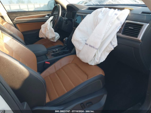 1V2NR2CA0KC566039 Volkswagen Atlas 3.6l V6 Sel Premium