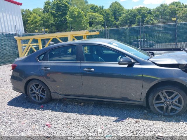 3KPF34AD3ME353257 KIA Forte Gt-line