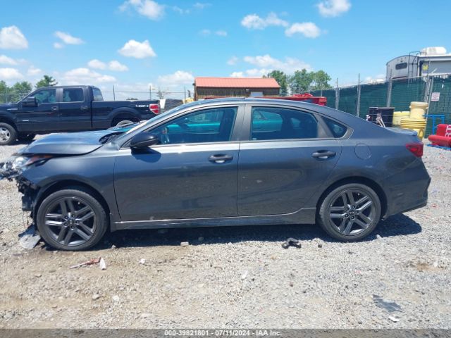3KPF34AD3ME353257 KIA Forte Gt-line