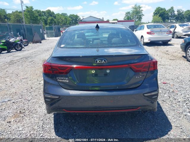 3KPF34AD3ME353257 KIA Forte Gt-line