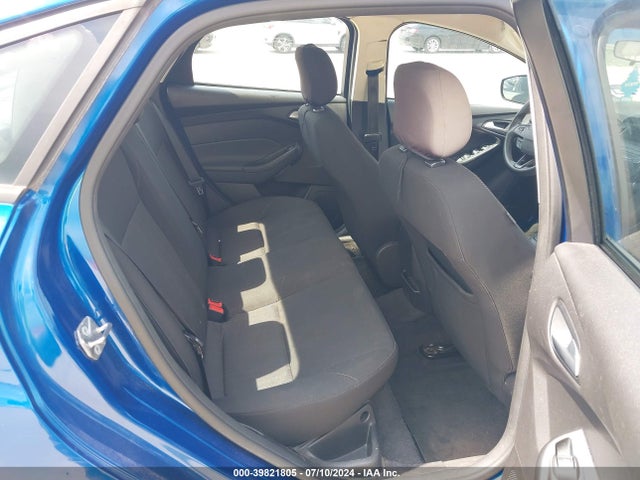 Ford FOCUS SE 2018 1FADP3F28JL216773 Image 8