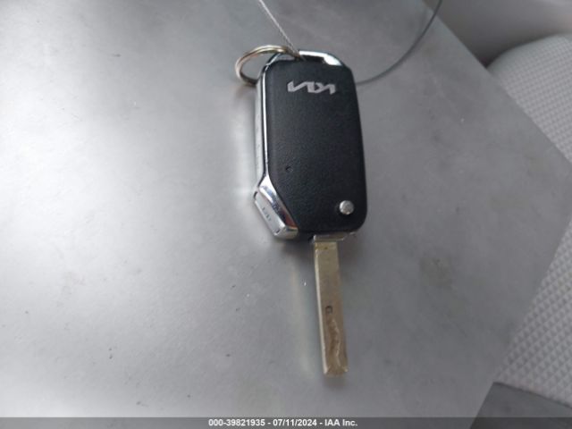 KNDJ23AUXP7844470 KIA SOUL LX