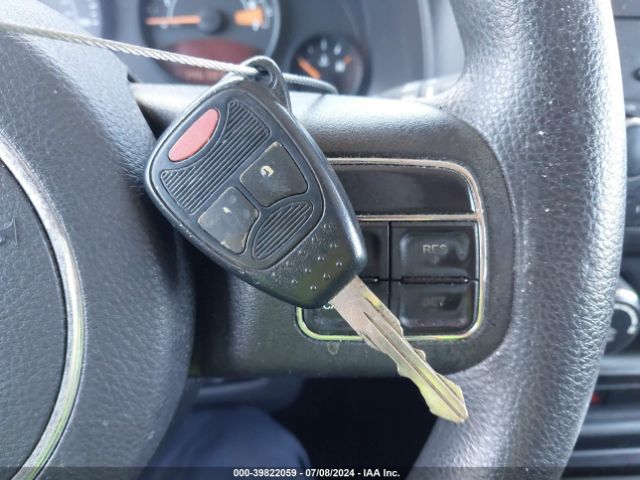1C4NJPBA7GD528641 Jeep Patriot Sport