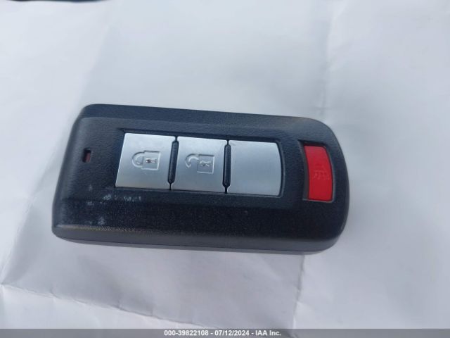 JA4AD3A32LZ017587 Mitsubishi Outlander Se 2.4