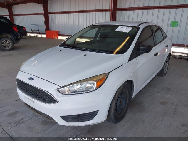 Ford FOCUS S 2017 1FADP3E29HL277772 Image 2