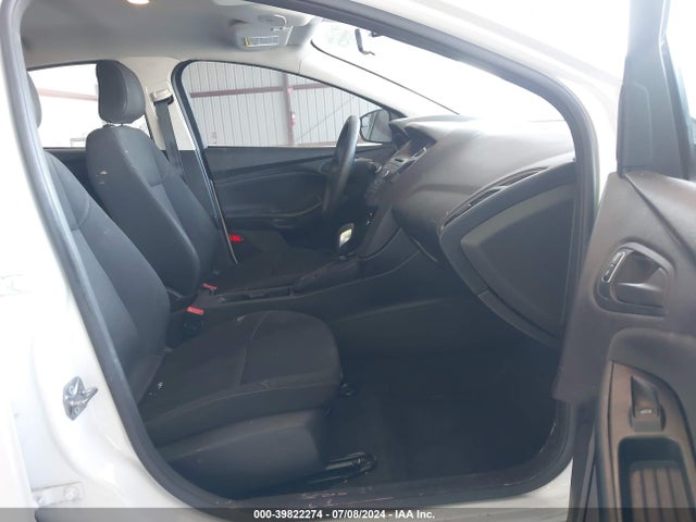 Ford FOCUS S 2017 1FADP3E29HL277772 Image 5