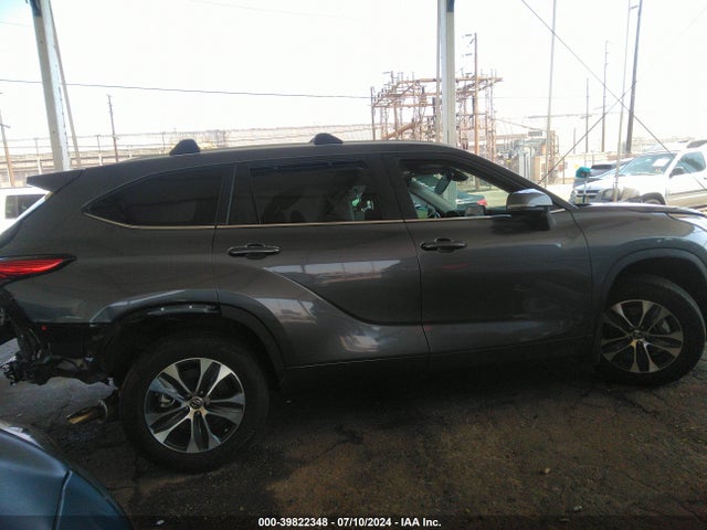 Toyota Highlander Xle 2023 5TDKDRAH1PS513786 Image 14