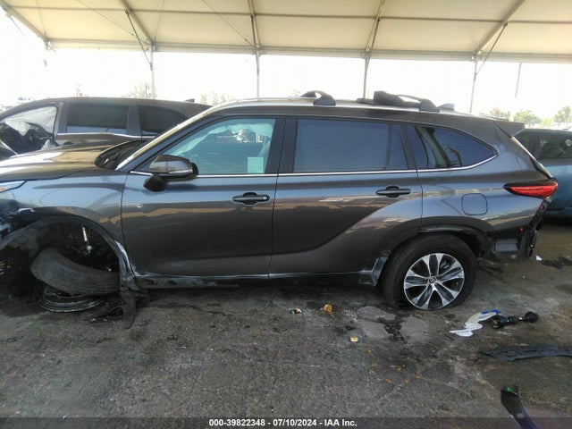 Toyota Highlander Xle 2023 5TDKDRAH1PS513786 Image 15