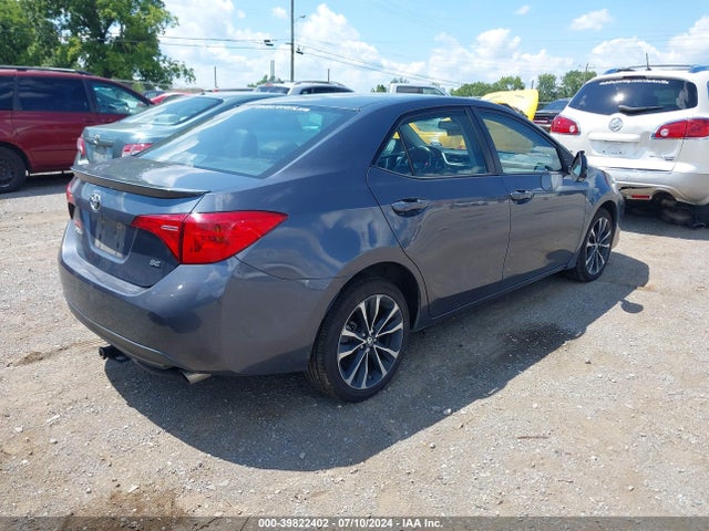 Toyota COROLLA SE 2017 5YFBURHE0HP573029 Image 4