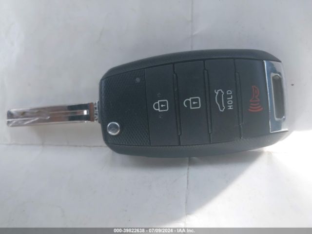 KNADM4A33G6652704 KIA RIO LX
