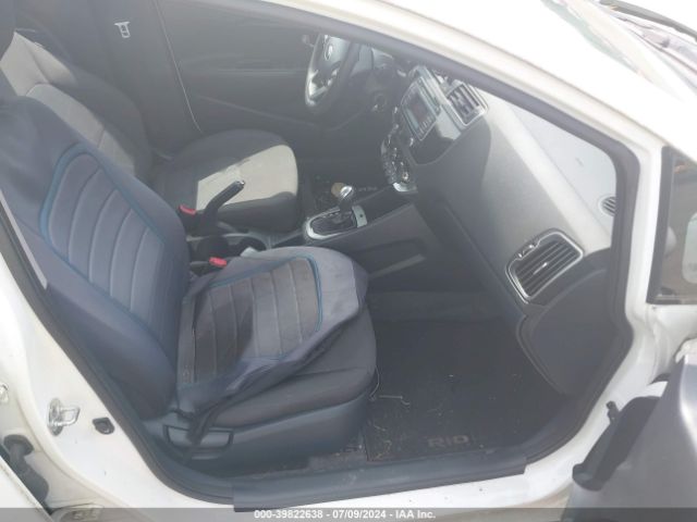 KNADM4A33G6652704 KIA RIO LX