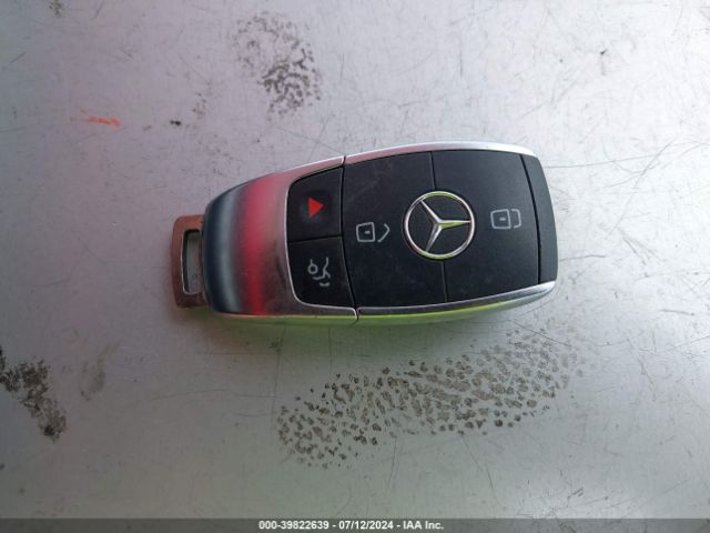 55SWF8DB6KU317805 Mercedes-Benz C 300
