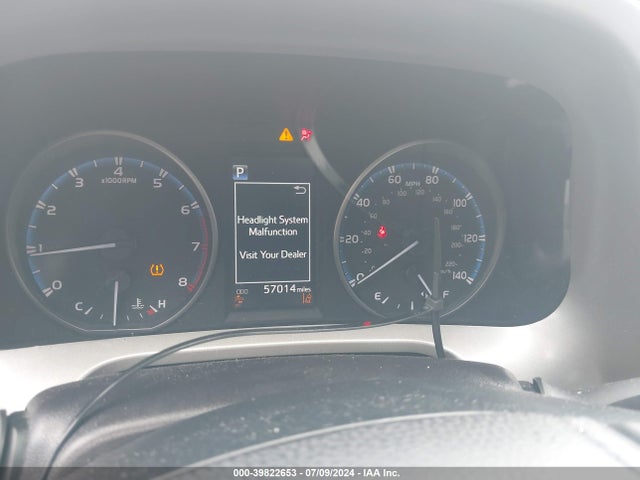 Toyota RAV4 LE 2018 2T3BFREV9JW821742 Image 15