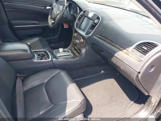 2C3CCAKG8GH170914 Chrysler 300c Awd