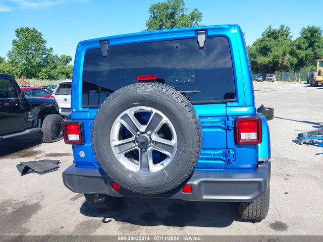 1C4HJXEG8NW248256 Jeep Wrangler Unlimited Sahara 4x4