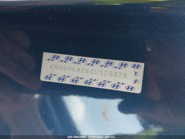KMHDH4AE4GU528828 Hyundai ELANTRA SE