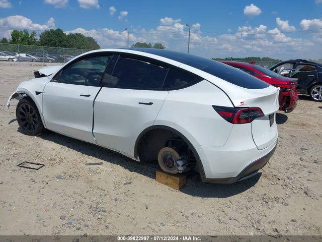 2021 TESLA MODEL Y 5YJYGDEE2MF212335 Photo 2
