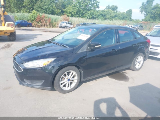 Ford FOCUS SE 2016 1FADP3F25GL250517 Image 2