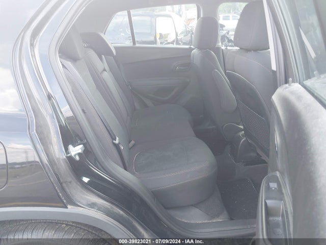 Chevrolet TRAX LS 2017 3GNCJKSB1HL287021 Image 8