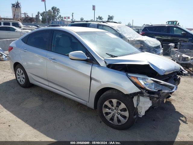 Hyundai ACCENT GLS 2015 KMHCT4AE8FU886801 Image 1