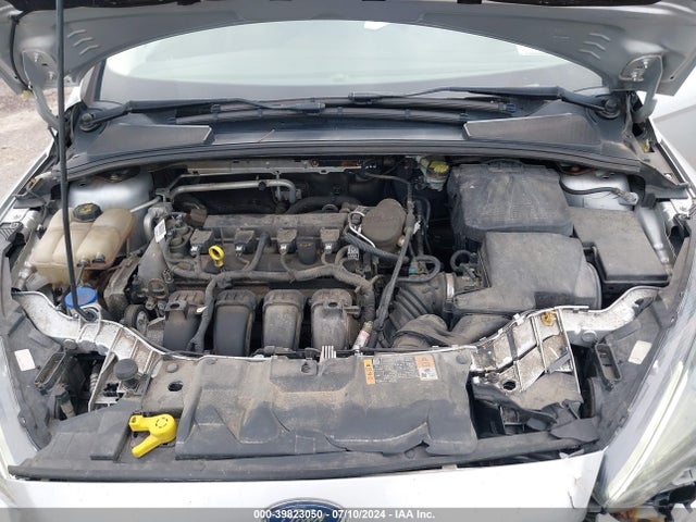Ford FOCUS SE 2015 1FADP3F22FL222608 Image 10