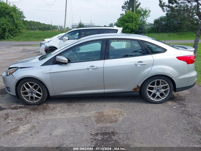 Ford FOCUS SE 2015 1FADP3F22FL222608 Image 15
