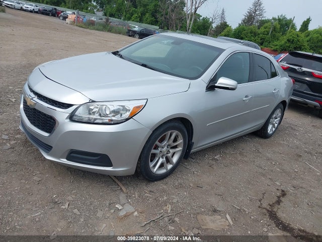 Chevrolet MALIBU 1LT 2015 1G11C5SL1FF118394 Image 2