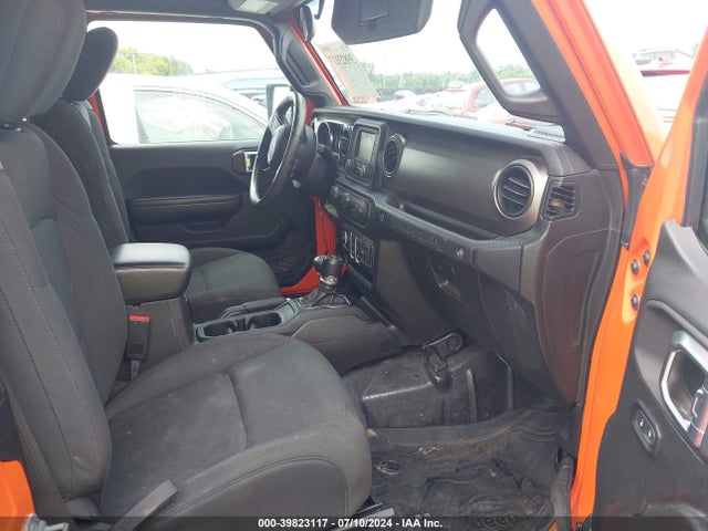 1C4GJXAG8KW504974 Jeep Wrangler Sport S 4x4