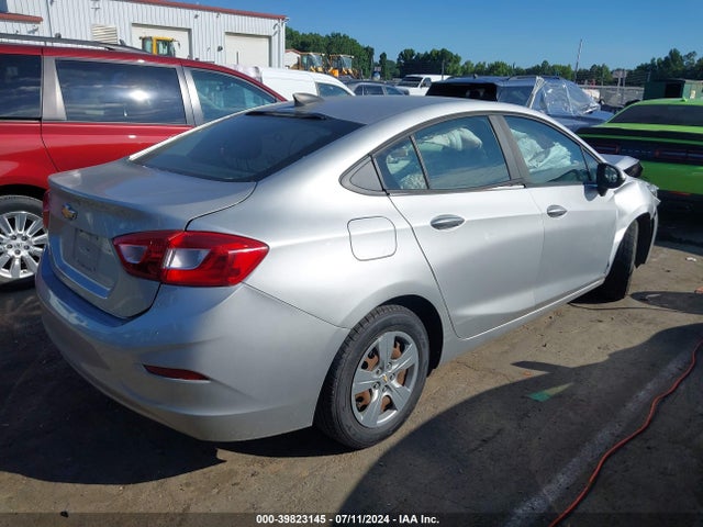 Chevrolet Cruze Ls Auto 2017 1G1BC5SM9H7133302 Image 4