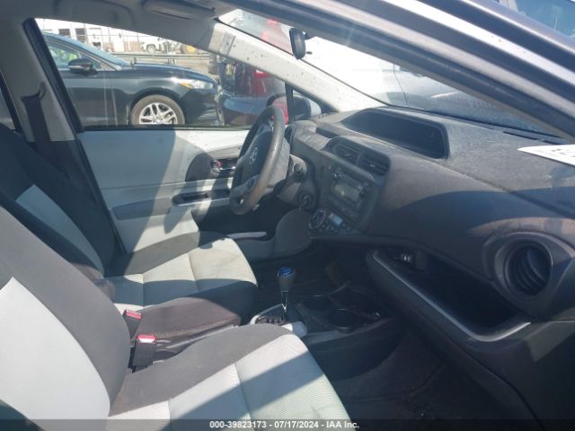 JTDKDTB38E1080378 Toyota Prius C Two