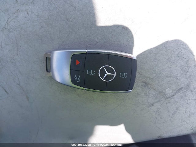 W1N4M4HB2LW073481 Mercedes-Benz Glb 250 4matic